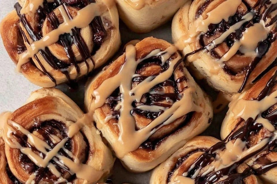 Vegan Mocha Cinnamon Rolls with Chocolate Espresso Glaze: The Ultimate Comfort Food 5 Vegan Mocha Cinnamon Rolls with Chocolate Espresso Glaze The Ultimate Comfort Food