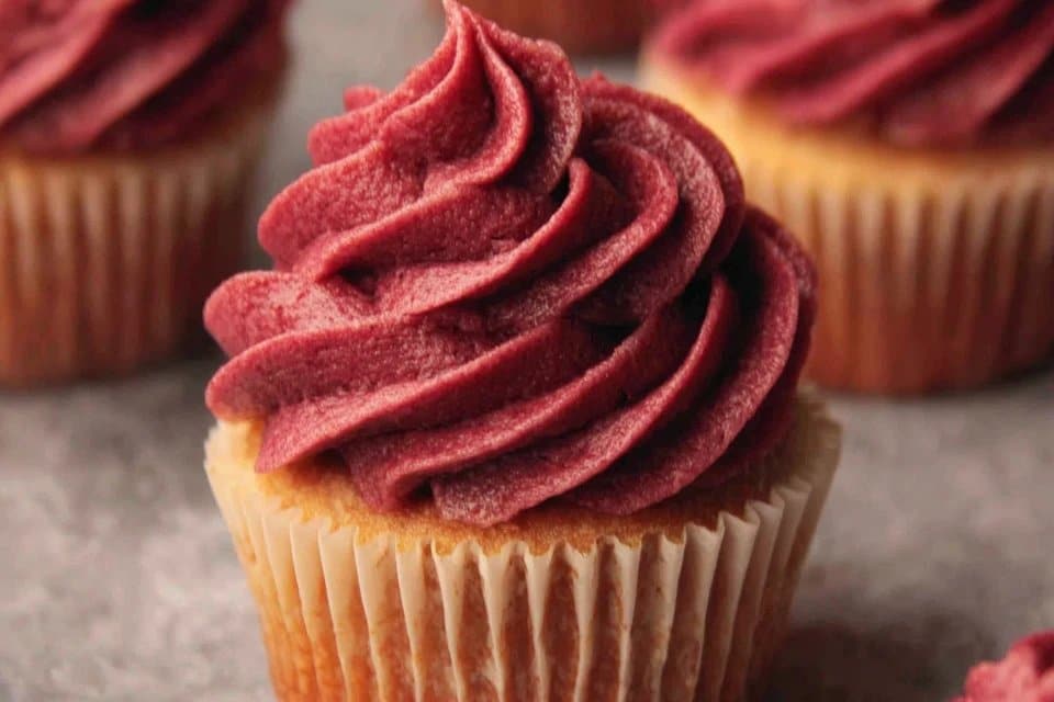 6 Irresistible Spiced Fireball Cupcakes with Whiskey Frosting 5 6 Spiced Fireball Cupcakes with Whiskey Frosting You’ll Crave