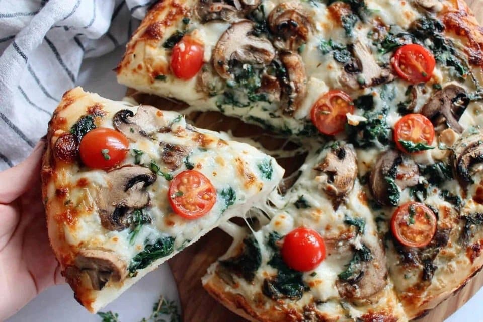 Easy Flatbread Pizza with Spinach and Mushrooms A Culinary Embrace