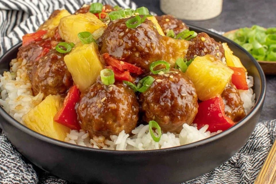 Easy Sweet and Sour Meatballs with Pineapple 5 Easy Sweet and Sour Meatballs with Pineapple