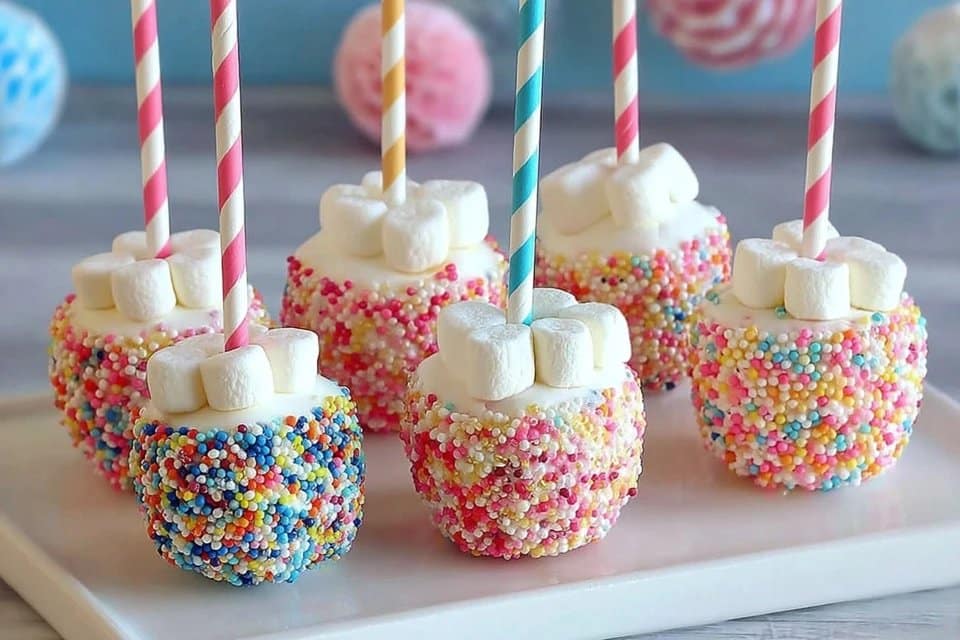 The Best Patriotic Marshmallow Pops You'll Ever Make